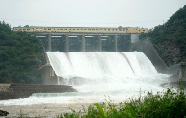 开yun体育网消防队员硬是徒步十多公里进村-开云「中国大陆」kaiyun网页版登录入口